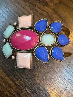 Avon Romantic Hideaway Cuff Bracelet